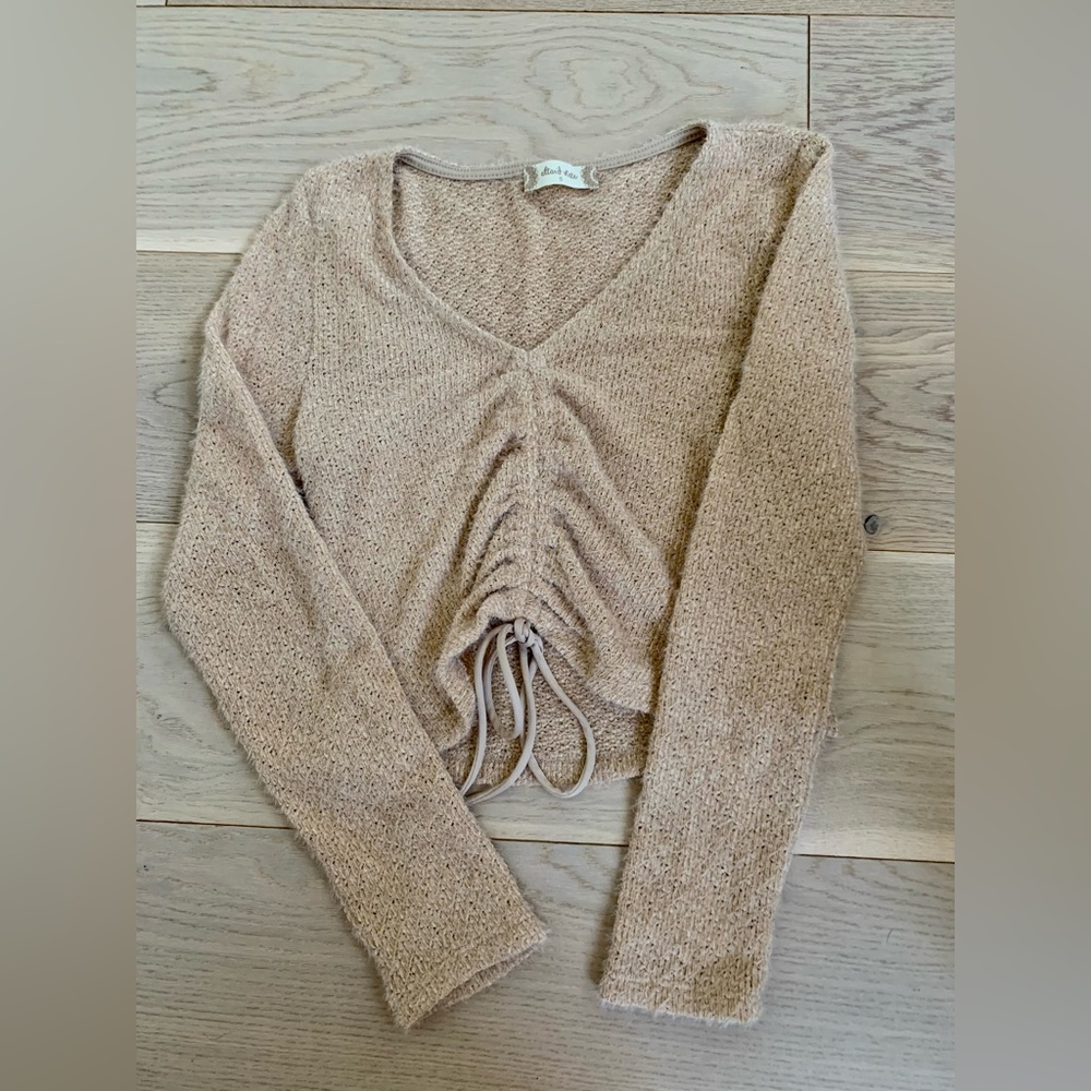 ALTARD STATE- Fuzzy material, tan scrunched long sleeve, Size:S